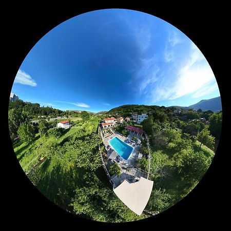 Pool House Maslina Apartment Mostar Ngoại thất bức ảnh