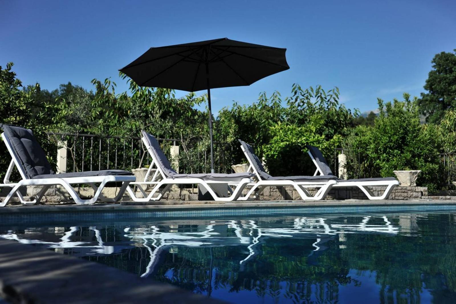 Pool House Maslina Apartment Mostar Ngoại thất bức ảnh