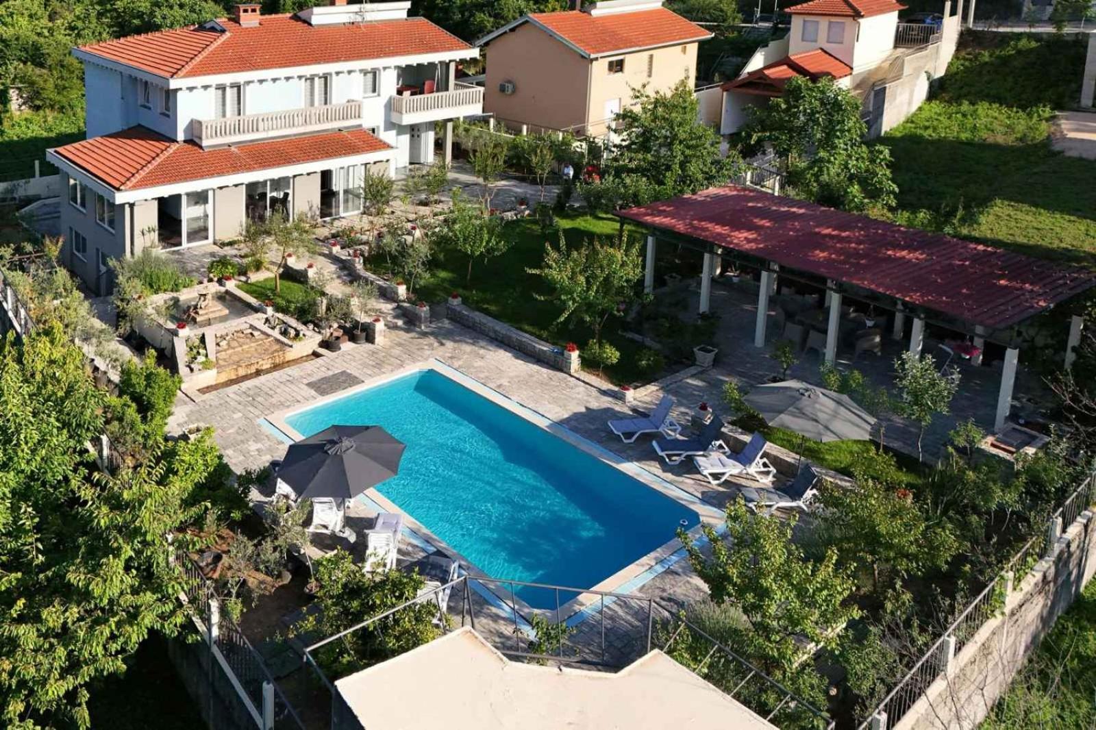 Pool House Maslina Apartment Mostar Ngoại thất bức ảnh