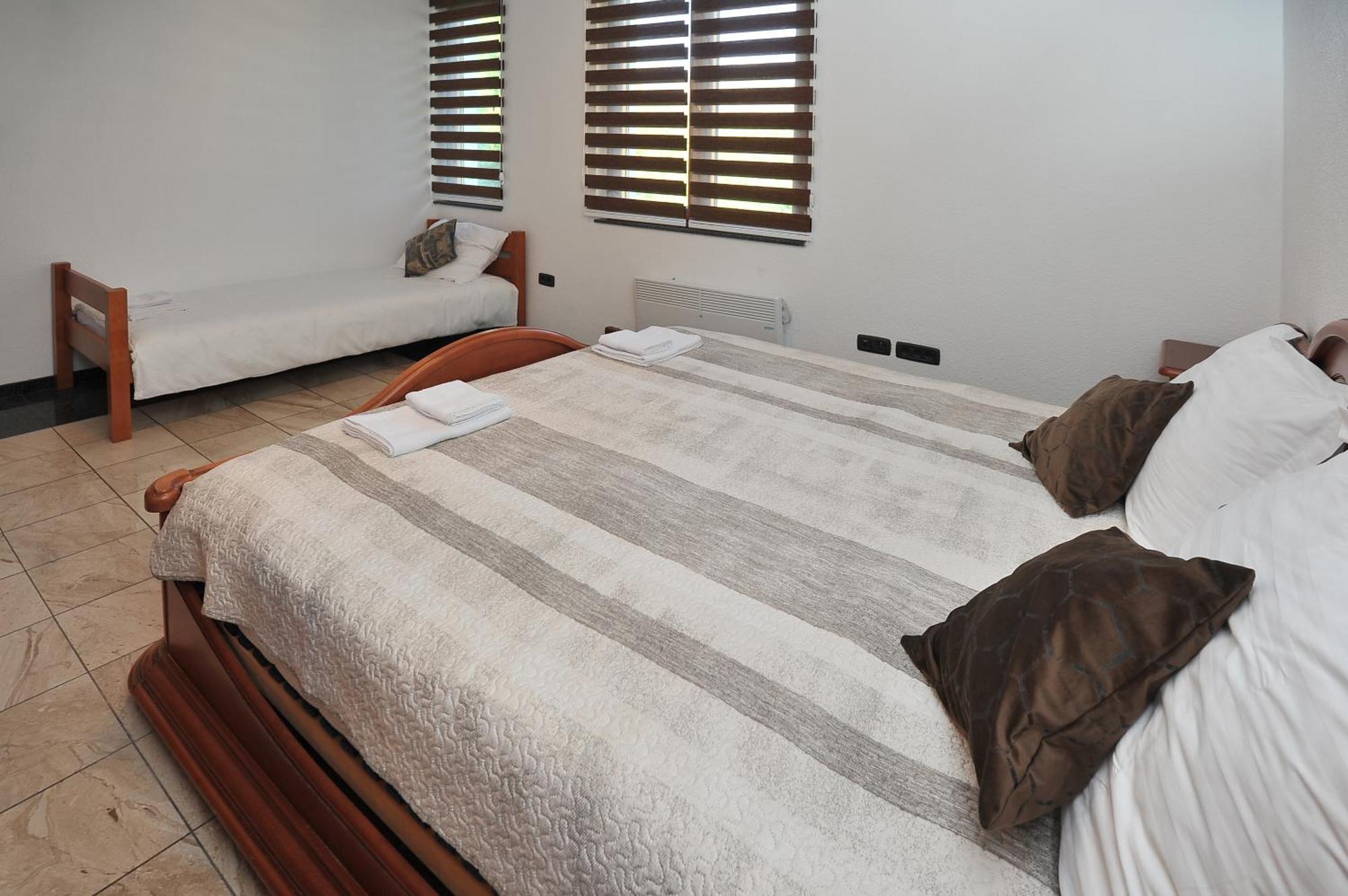 Pool House Maslina Apartment Mostar Ngoại thất bức ảnh